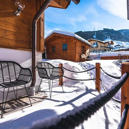 Dorfchalets & Apartments - Authentic Experience In Centre Of Kaprun Including Tauernspa And Summercard Εξωτερικό φωτογραφία
