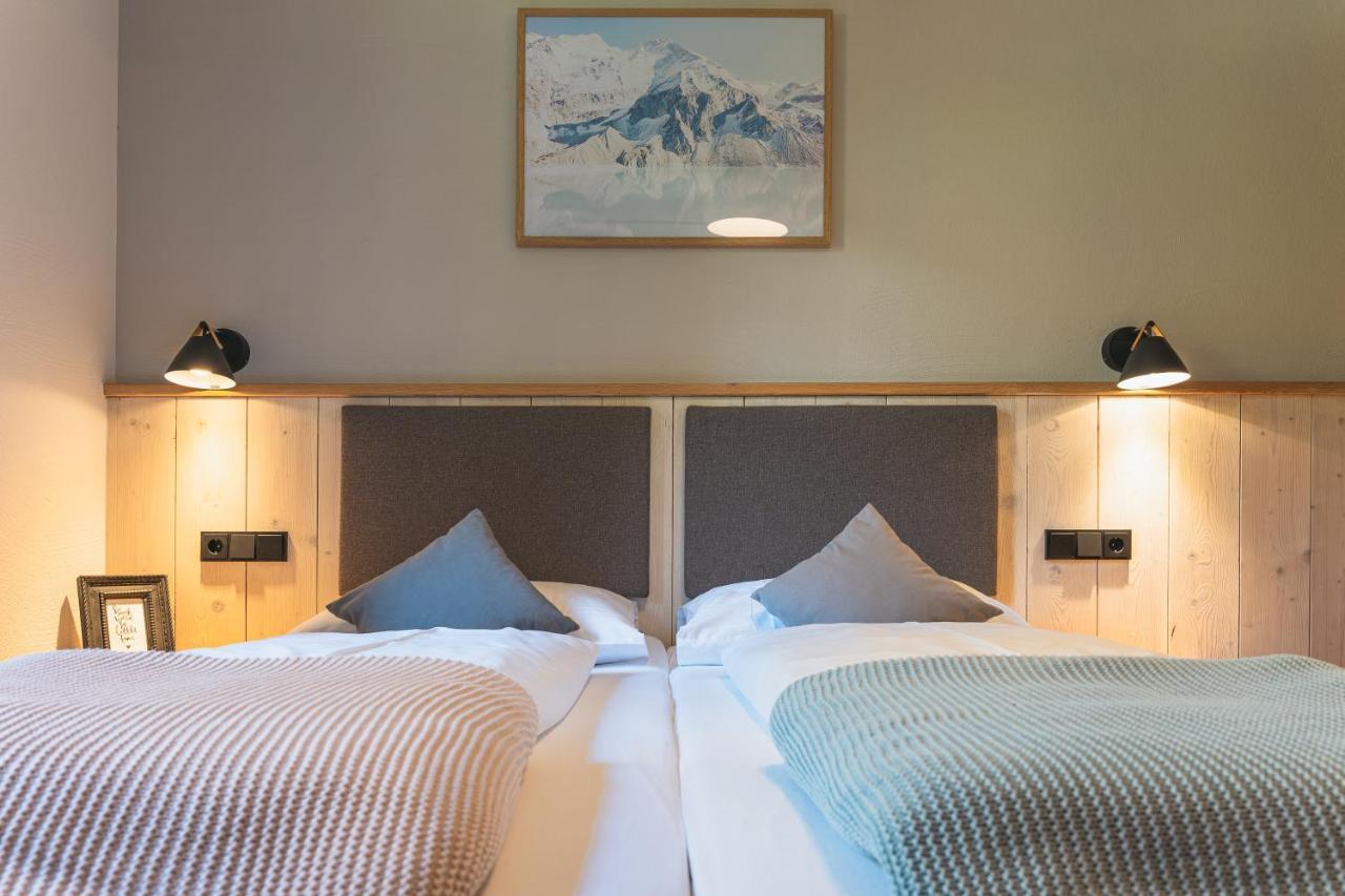 Dorfchalets & Apartments - Authentic Experience In Centre Of Kaprun Including Tauernspa And Summercard Εξωτερικό φωτογραφία