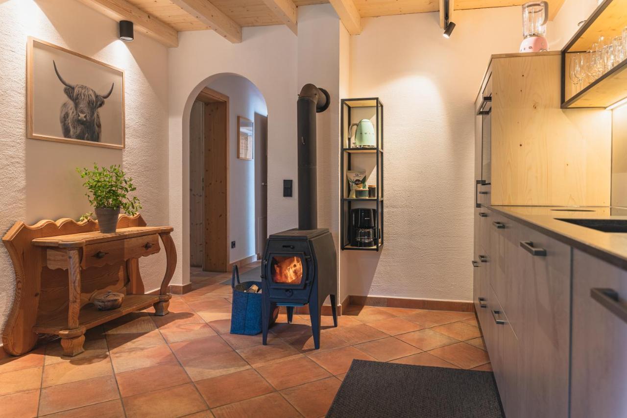 Dorfchalets & Apartments - Authentic Experience In Centre Of Kaprun Including Tauernspa And Summercard Εξωτερικό φωτογραφία