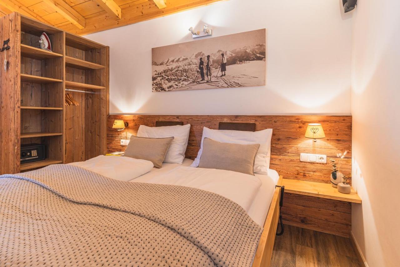 Dorfchalets & Apartments - Authentic Experience In Centre Of Kaprun Including Tauernspa And Summercard Εξωτερικό φωτογραφία