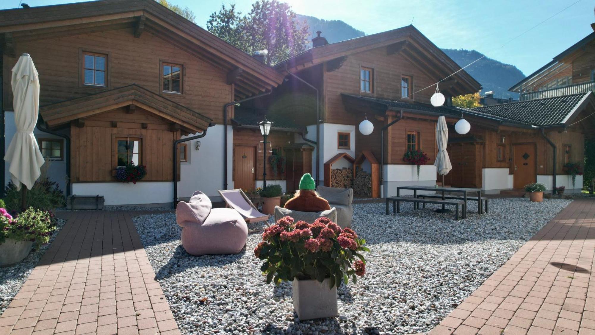 Dorfchalets & Apartments - Authentic Experience In Centre Of Kaprun Including Tauernspa And Summercard Εξωτερικό φωτογραφία