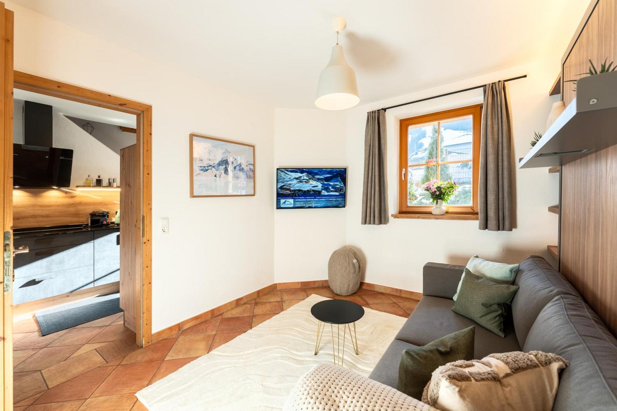 Dorfchalets & Apartments - Authentic Experience In Centre Of Kaprun Including Tauernspa And Summercard Εξωτερικό φωτογραφία