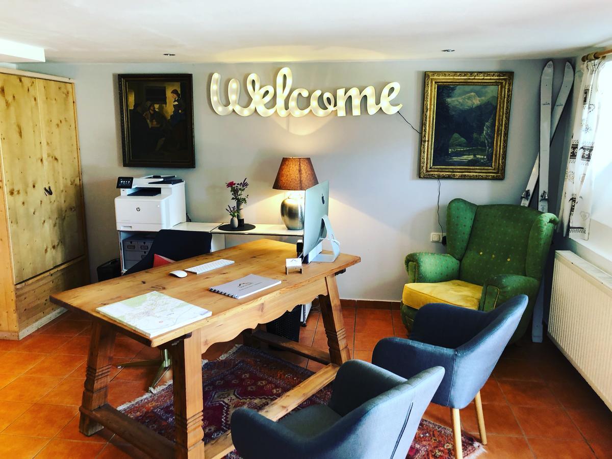 Dorfchalets & Apartments - Authentic Experience In Centre Of Kaprun Including Tauernspa And Summercard Εξωτερικό φωτογραφία