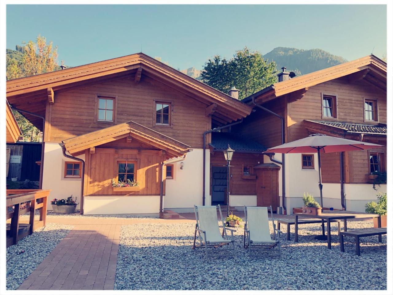 Dorfchalets & Apartments - Authentic Experience In Centre Of Kaprun Including Tauernspa And Summercard Εξωτερικό φωτογραφία